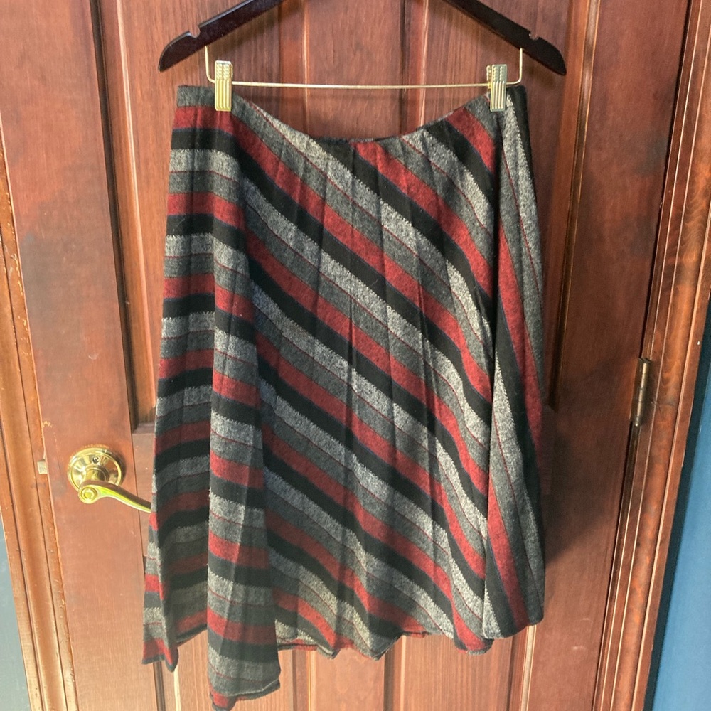 Diagonal Stripe A-Line Skirt in Burgundy, Black & Gray